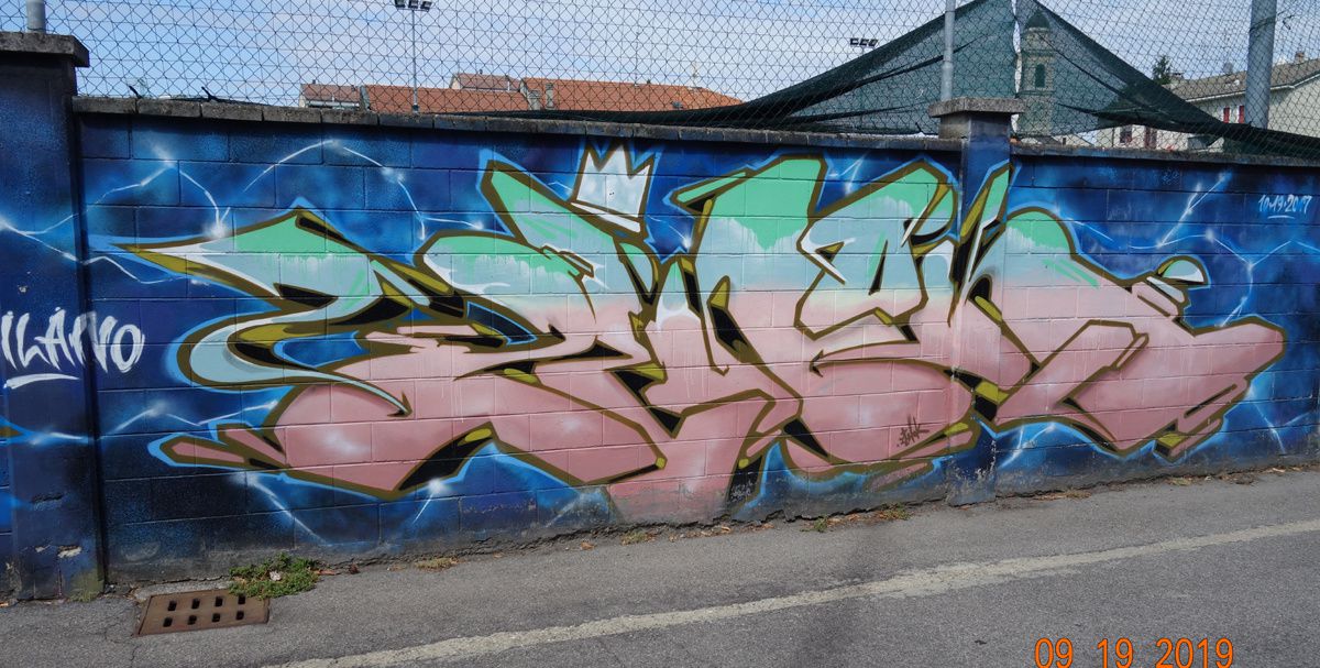 Street Art : Graffitis &amp; Fresques Murales 20085 Locate di Triulzi (Italy)
