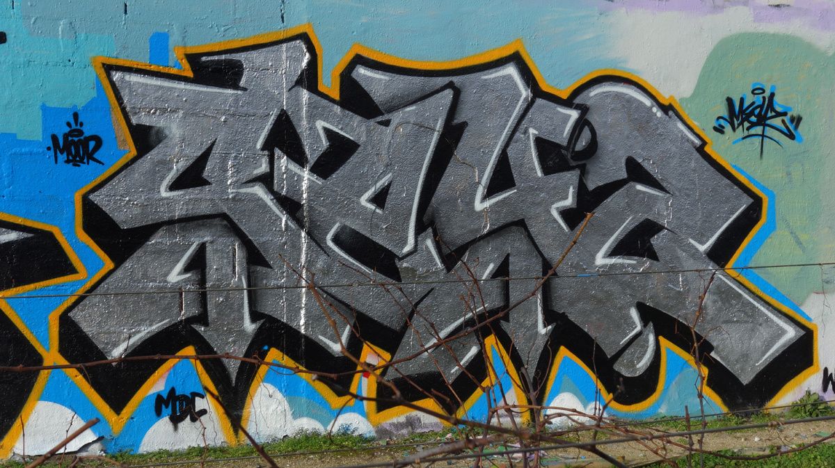 Street Art : Graffitis & Fresques Murales 94200 Ivry sur seine