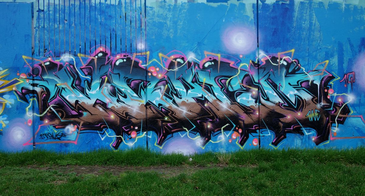 Street Art : Graffitis & Fresques Murales 94400 Vitry sur seine