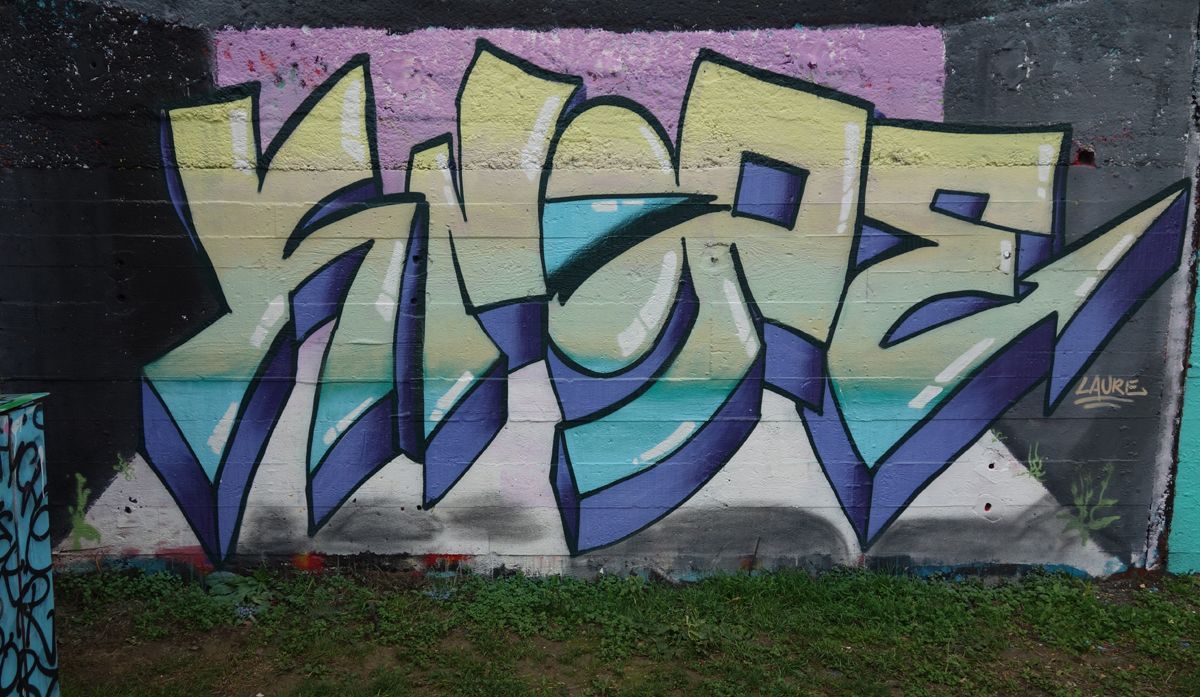 Album - Graffitis Vitry sur Seine Tom 012