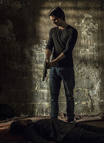 taylor kitsch american assassin