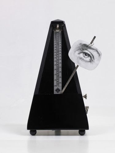 Man Ray Indestructible Object, 1923/65 Metronome, photo of an eye, paperclip, box Collection Marion & Eva Meyer, Paris © Marc Domage, courtesy Gallery Eva Meyer, Paris © MAN RAY TRUST / Bildrecht, Vienna, 2017
