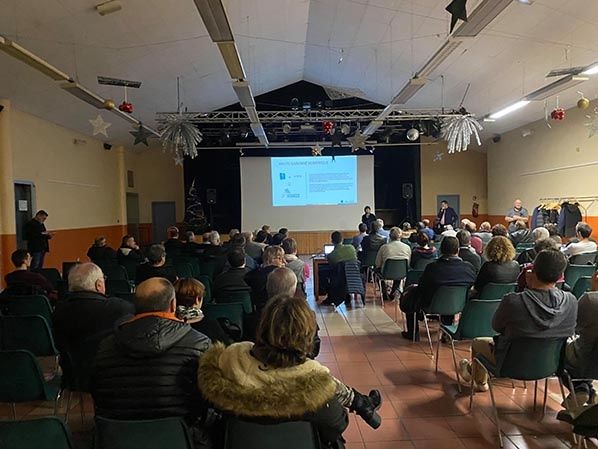 Reunion-Publique-Fibre-Pins-Justaret