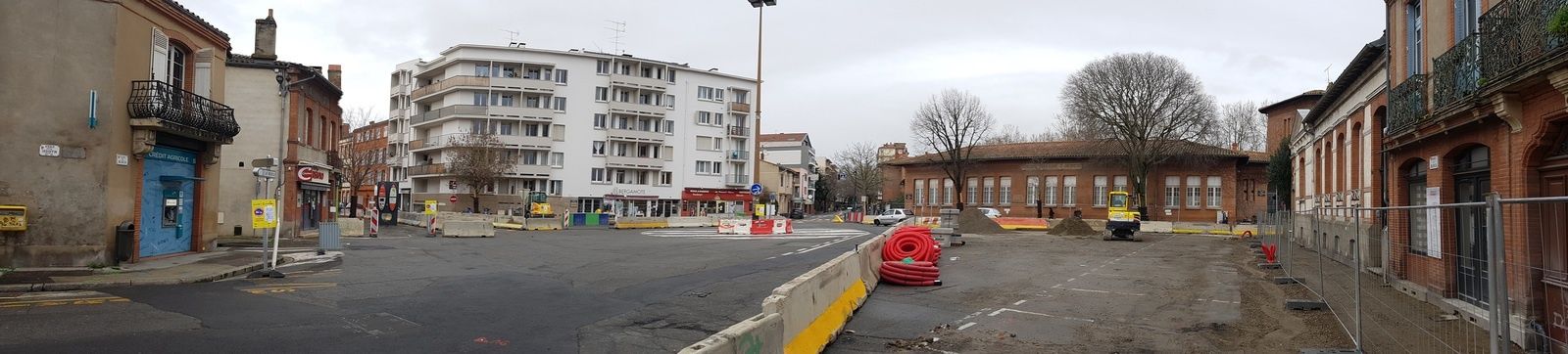 La place du Busca après 2 semaines de travaux Le Busca, notre