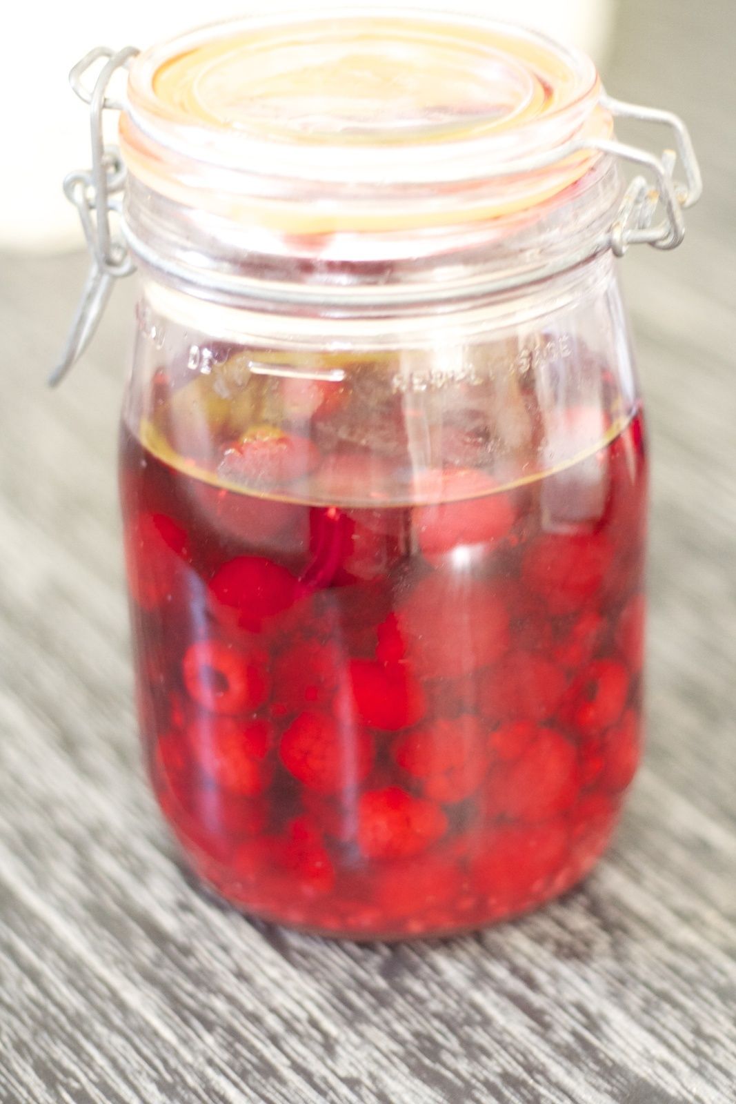 Alcool de framboises - Maison Joséphine - Sophie Dourret