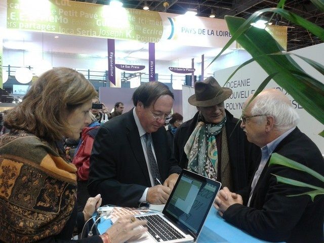 Frédéric Ohlen au salon de Paris avec Cthie Manné et Erik Orsenna