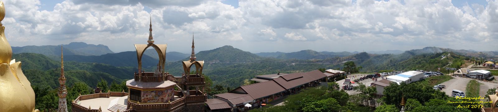 Wat Phasorn Kaew  ธรรมสถานผาซ่อนแก้ว (Suite des photos) Thaïlande Petchabun