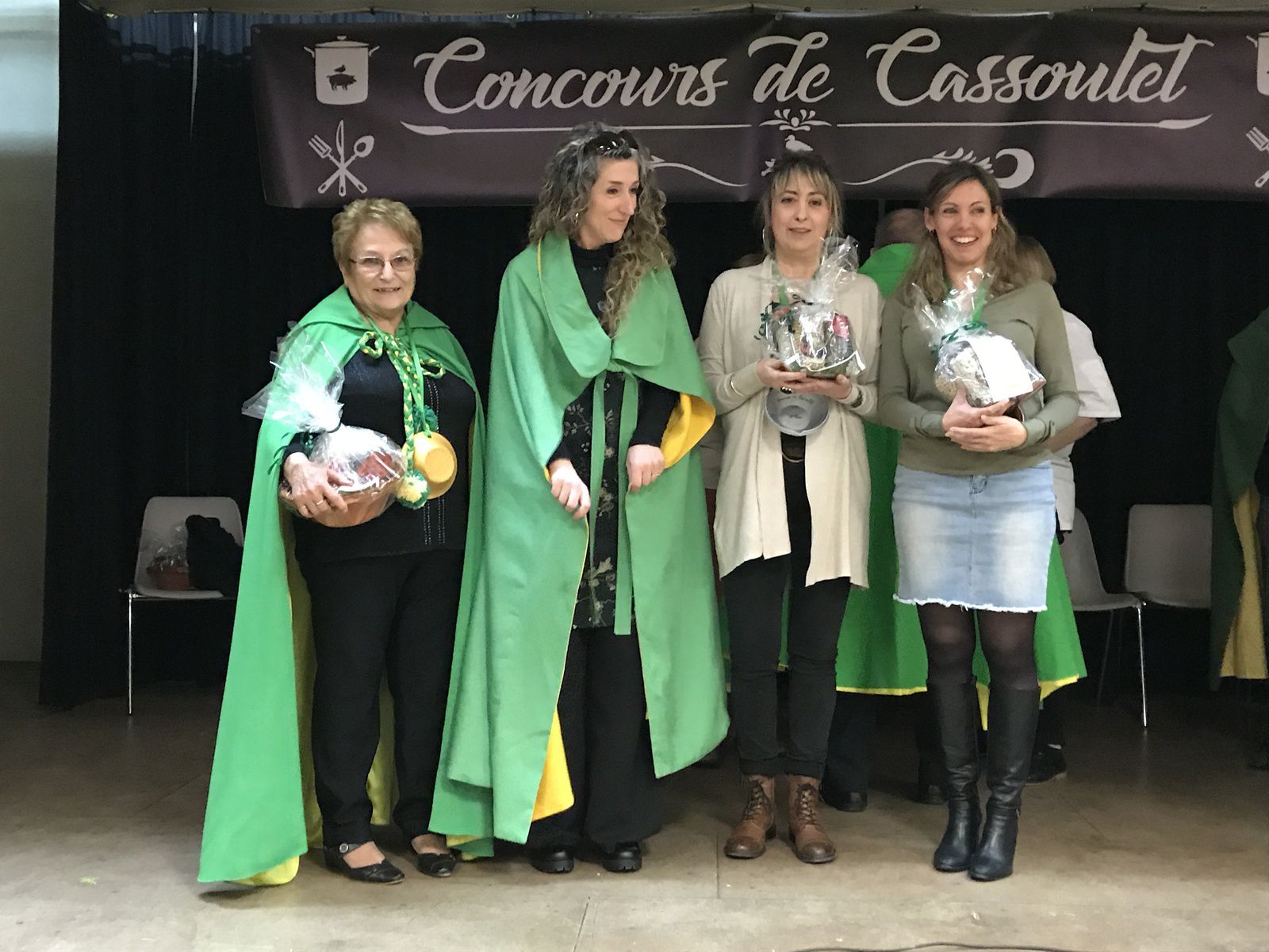 Les lauréates : Renée Chanche (gagnate des Masters), Florence Mouchet (cassole d'or), Emmanuelle Sivre (cassole d'argent) et Carine Sou (cassole de bronze)