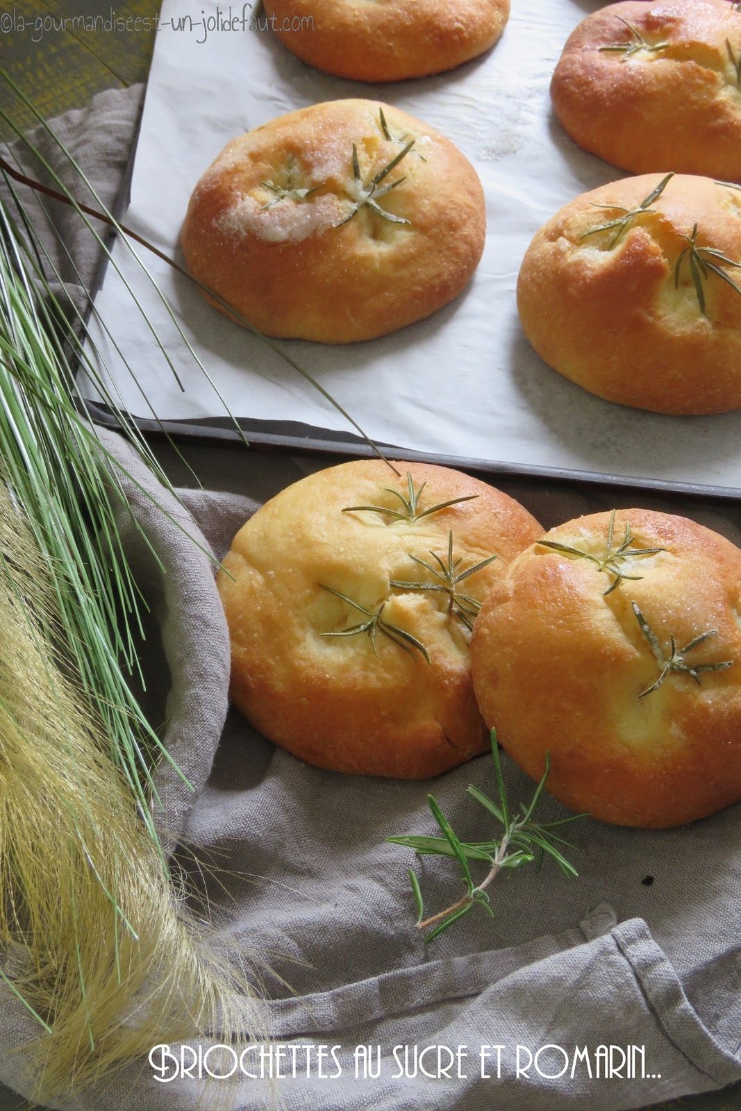 brioche au sucre et romarin