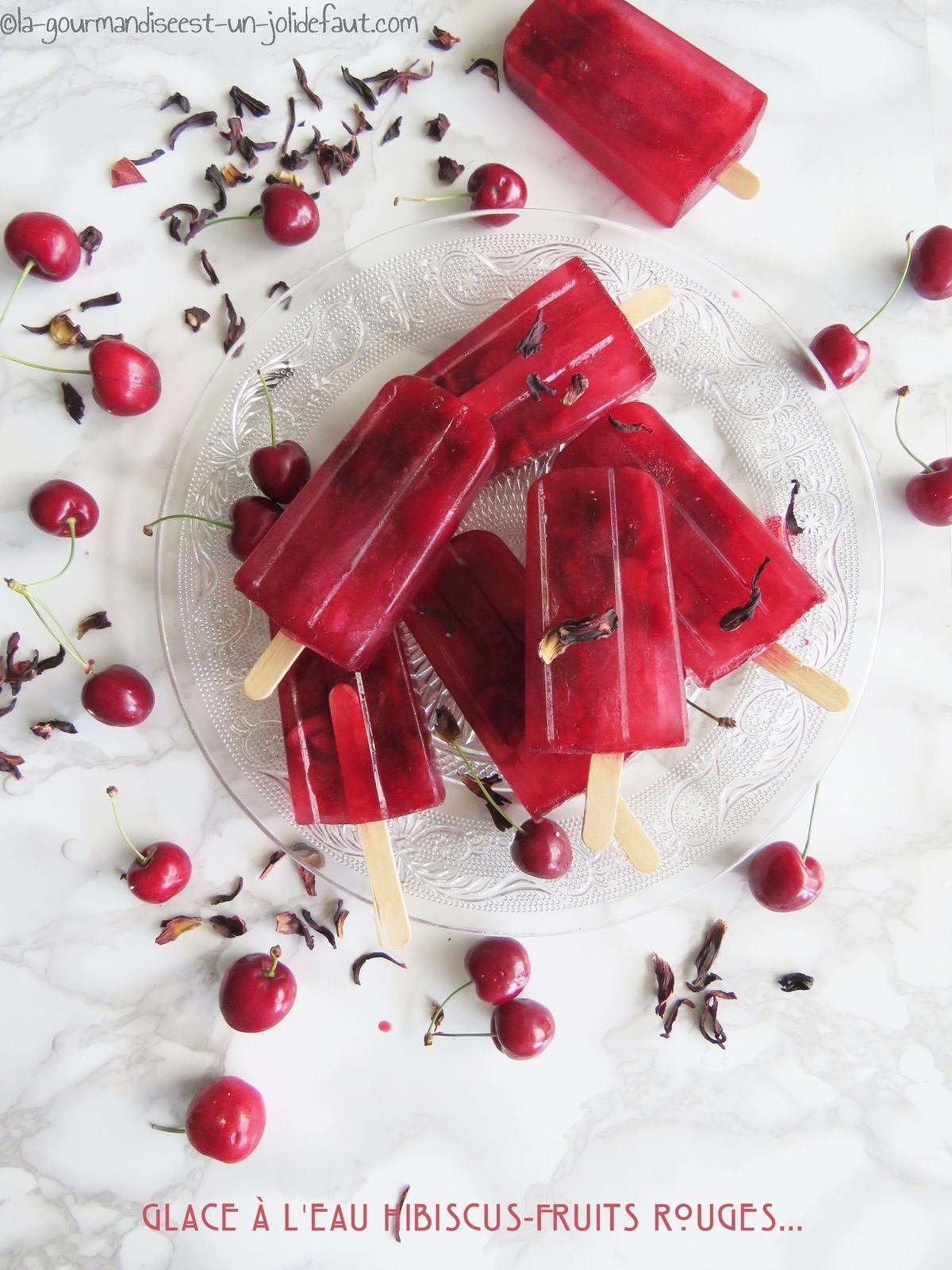 Glace à l'eau hibiscusfruits rouges La gourmandise est un joli défaut