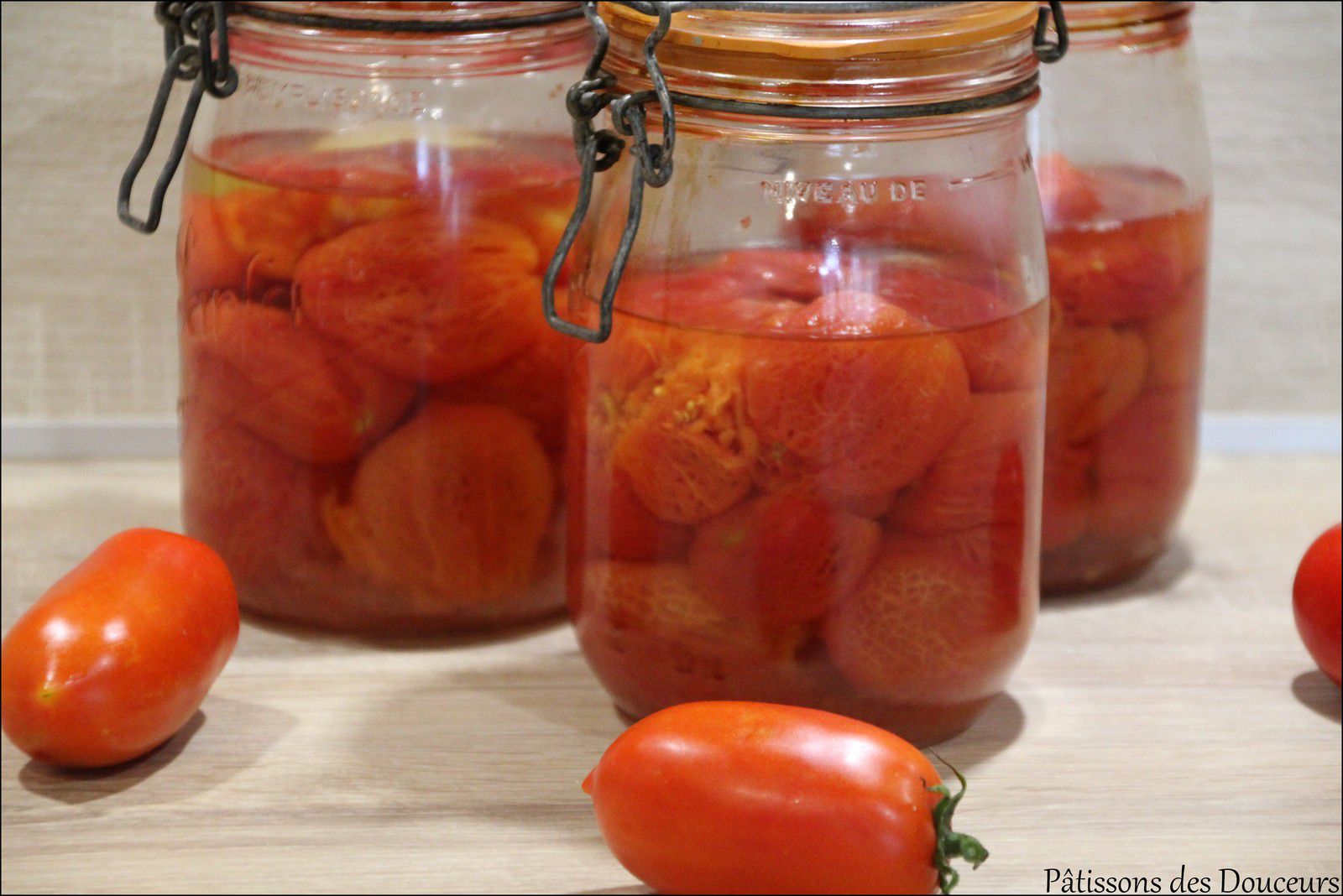 Des Tomates entières en Bocaux stérilisées au Four - Pâtissons des Douceurs