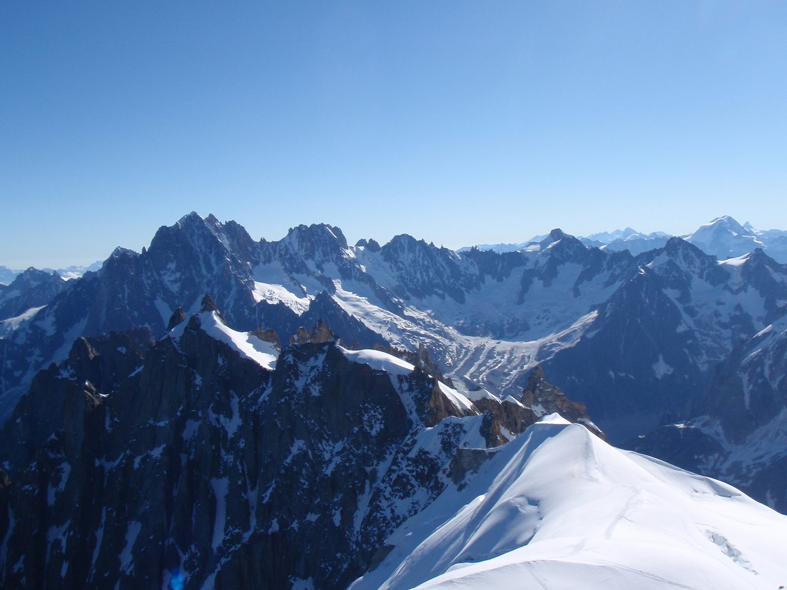 Mont-Blanc: Traversée 3 Monts&gt;&gt;&gt;Goûter (1/2)