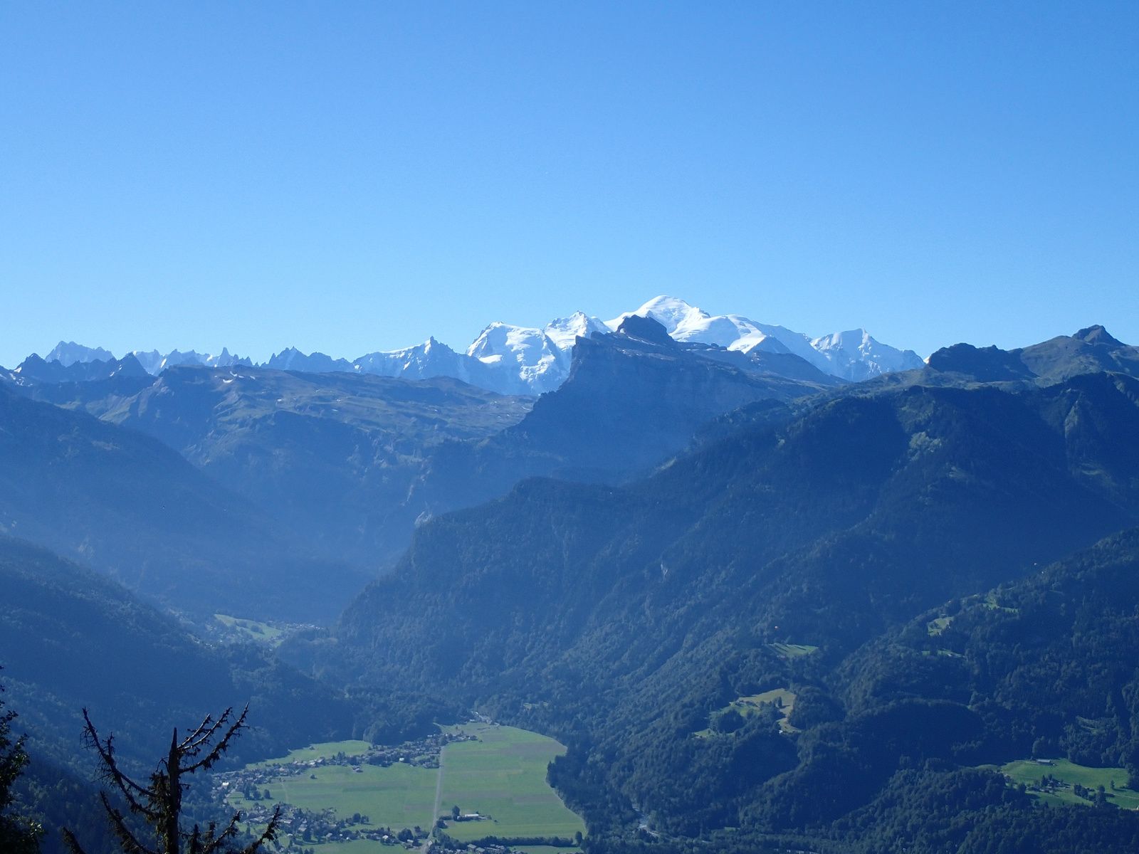 Pointe d'Angolon: Par l'arête via Chamossière