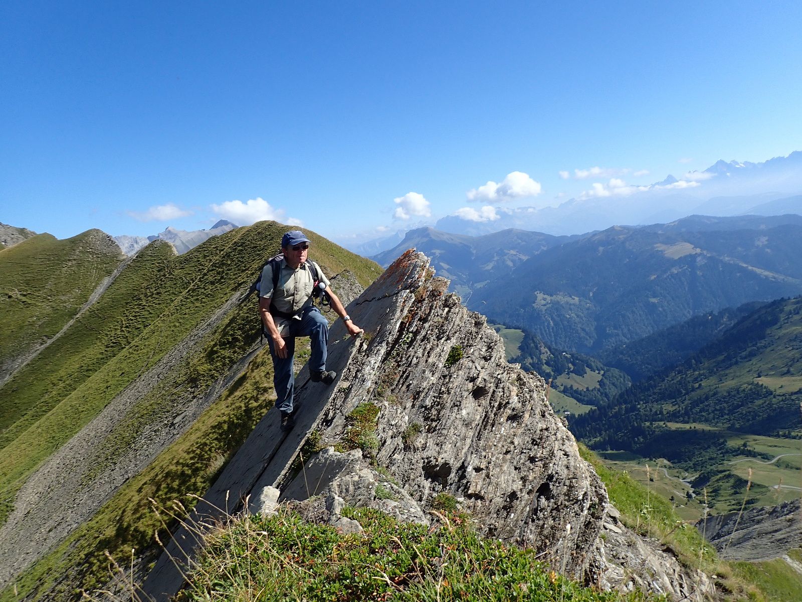 Pointe de la Mandallaz: Traversée des arêtes