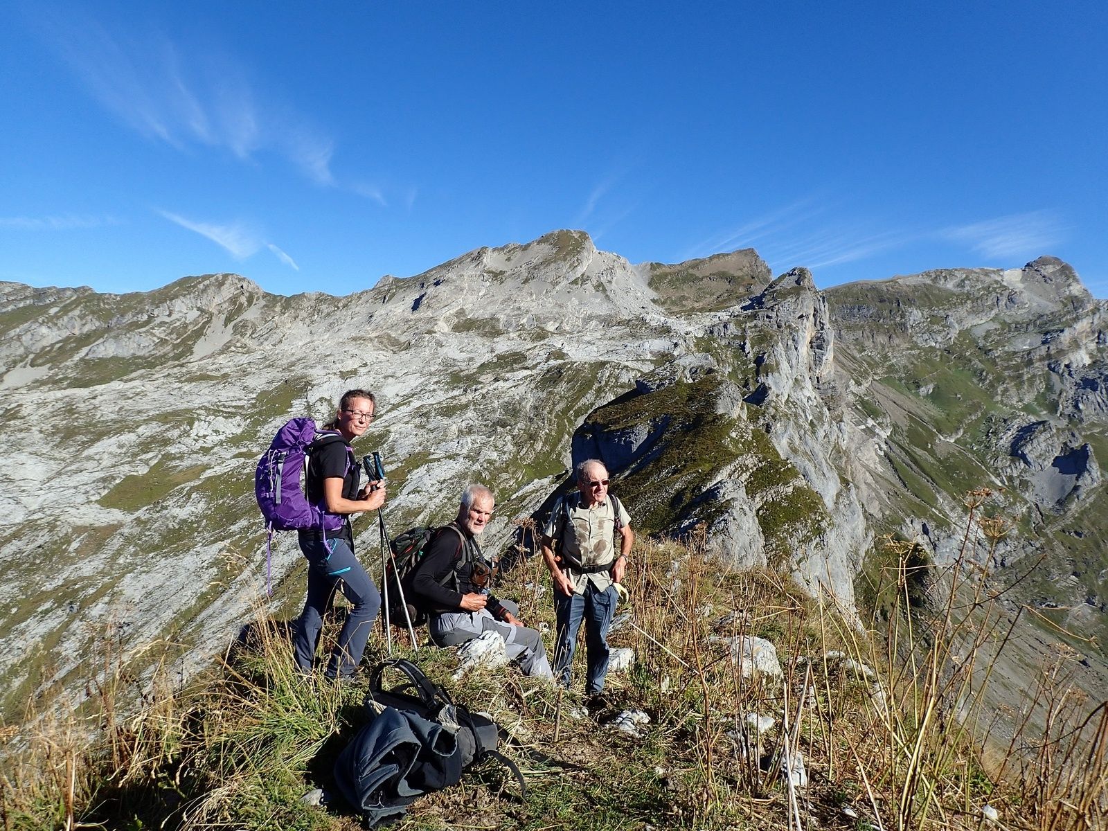 Pointe de l'Ecorchoir: Traversée des arêtes depuis la Dent de Vereu (1/2)