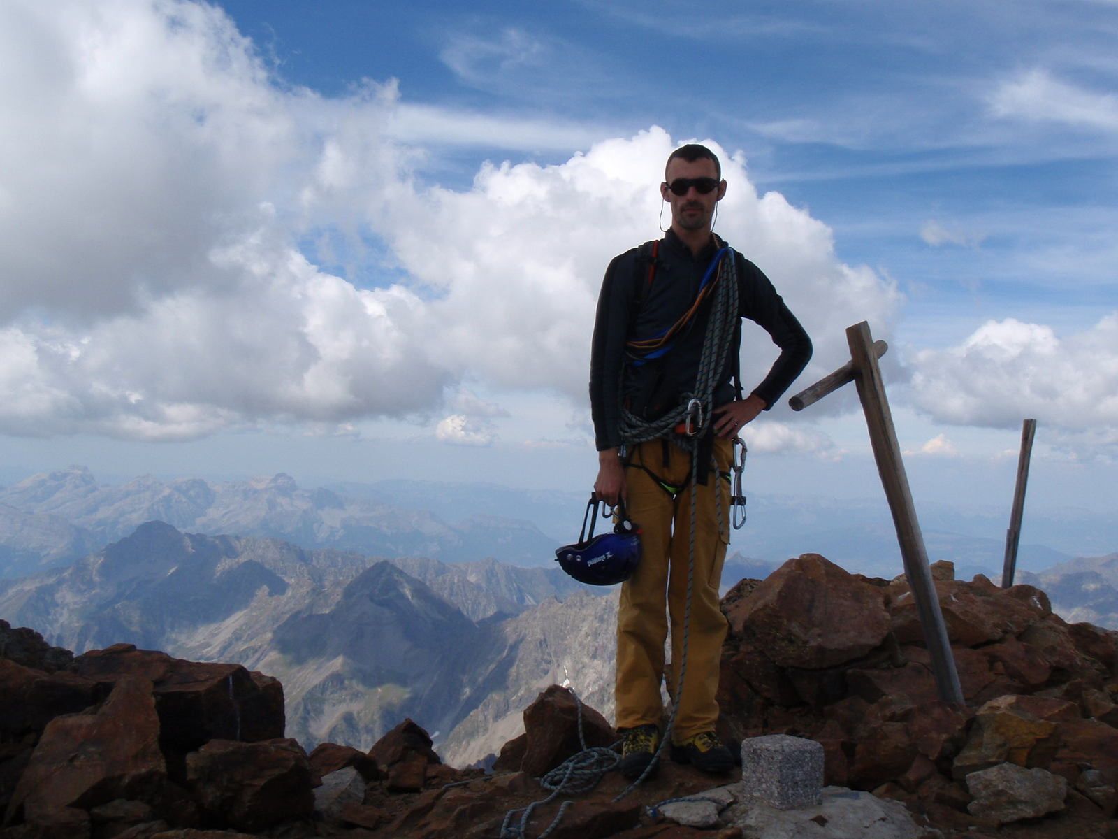 Olan: Arête nord&gt;Descente brèche Escarra 2/2