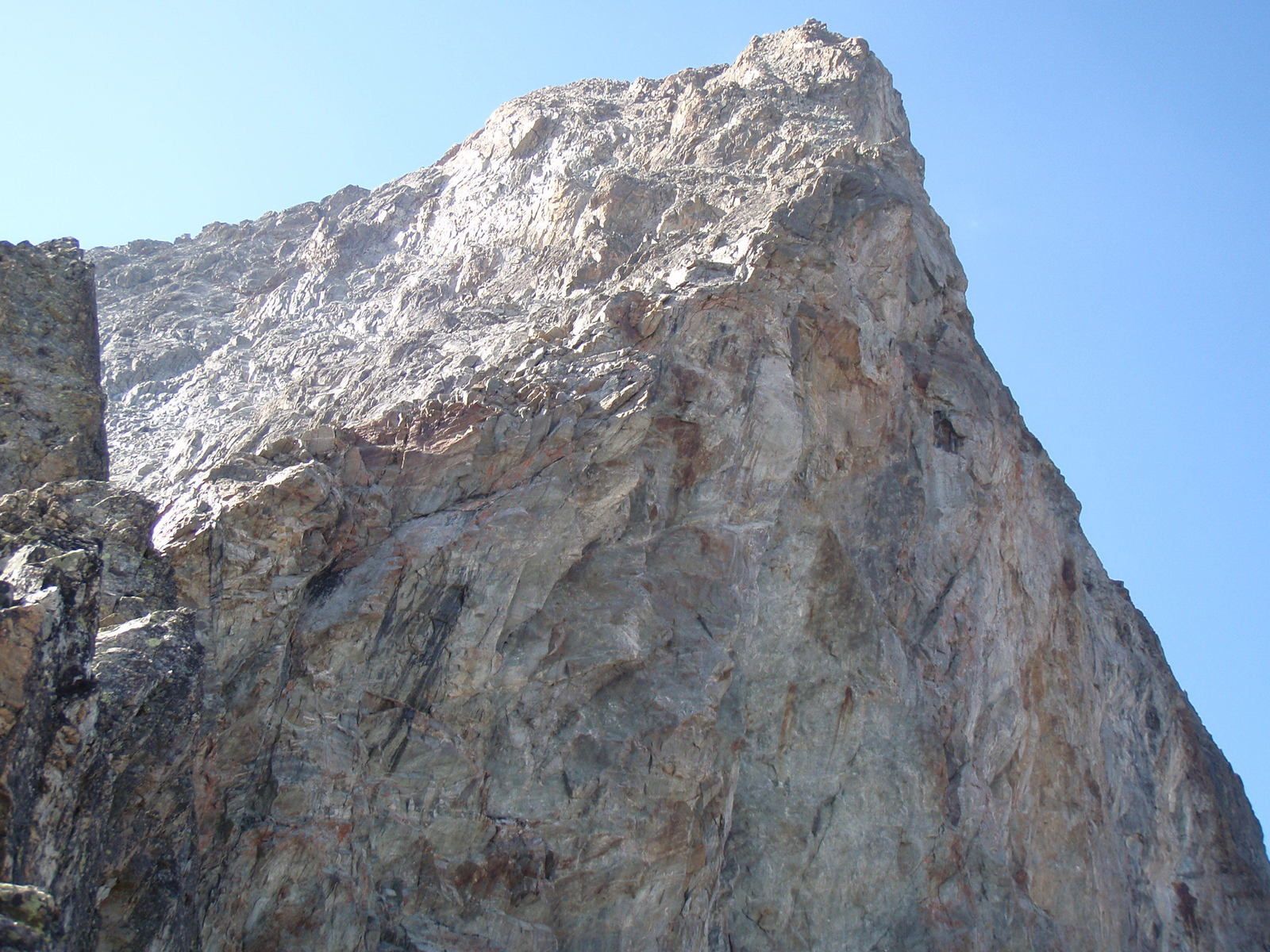 Olan: Arête nord&gt;Descente brèche Escarra 2/2
