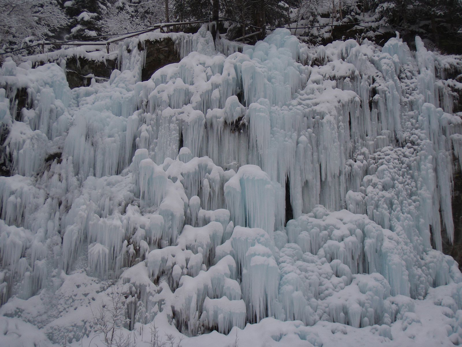 Notre-Dame de la Gorge - Les Rochassets: Ruisseling - Plaisir des cimes