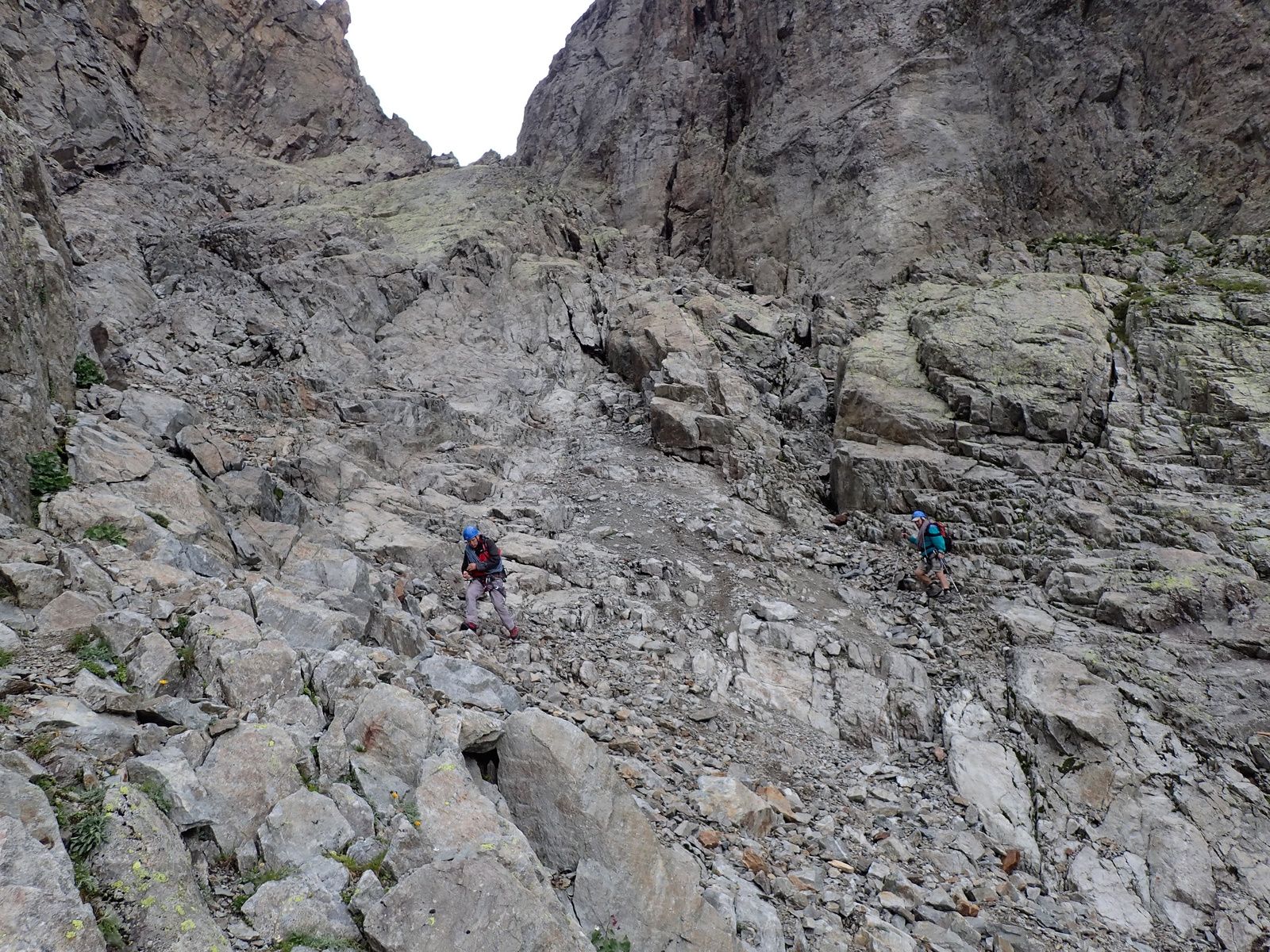 Aiguille de la Persévérance: Arête sud intégrale 2/2