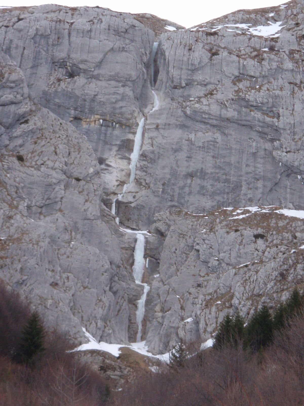 La Tournette: Cascade Prestige Ice
