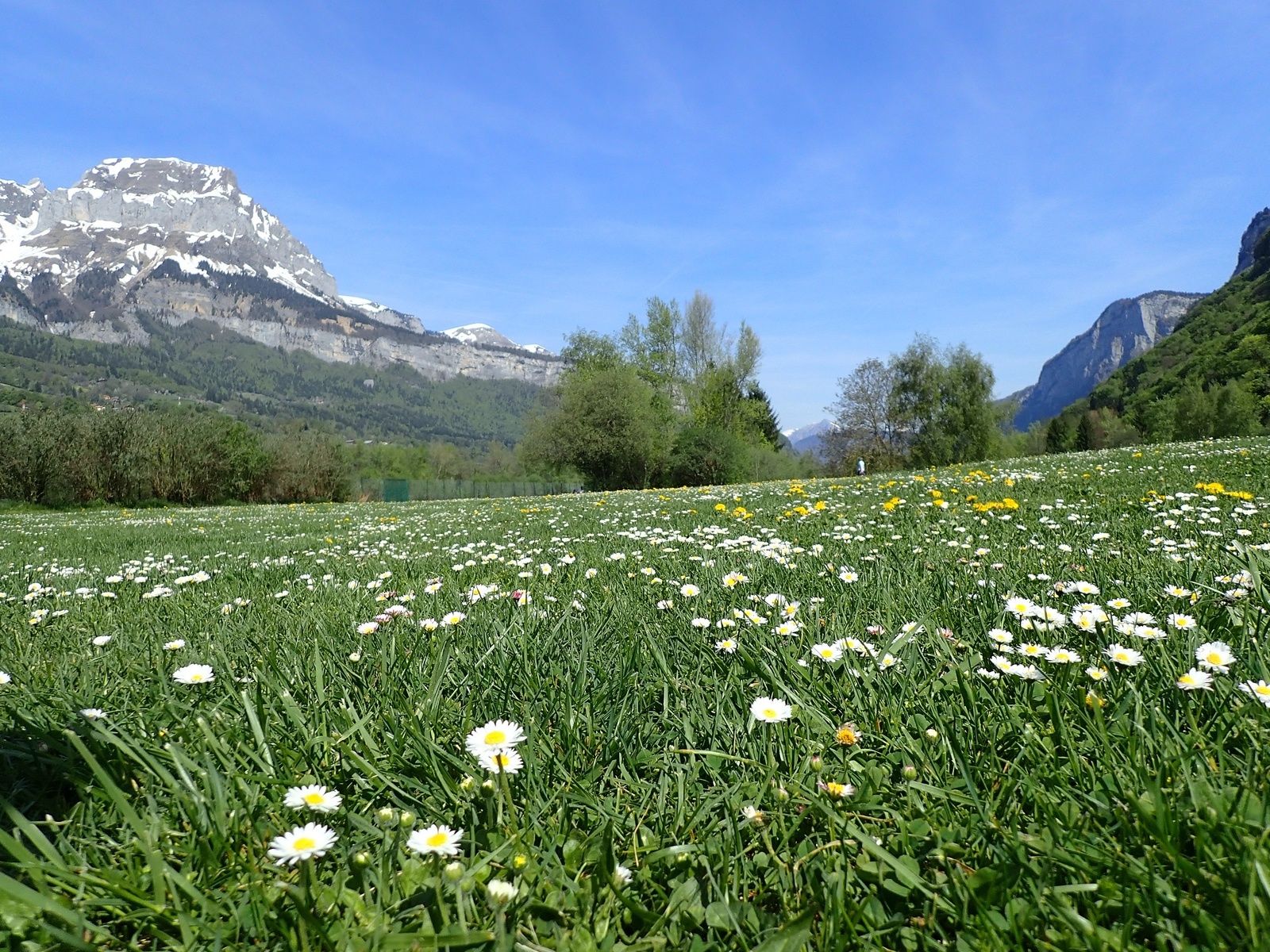 Cascade d'Arpenaz: Boucle par le Lac des Ilettes 1/2