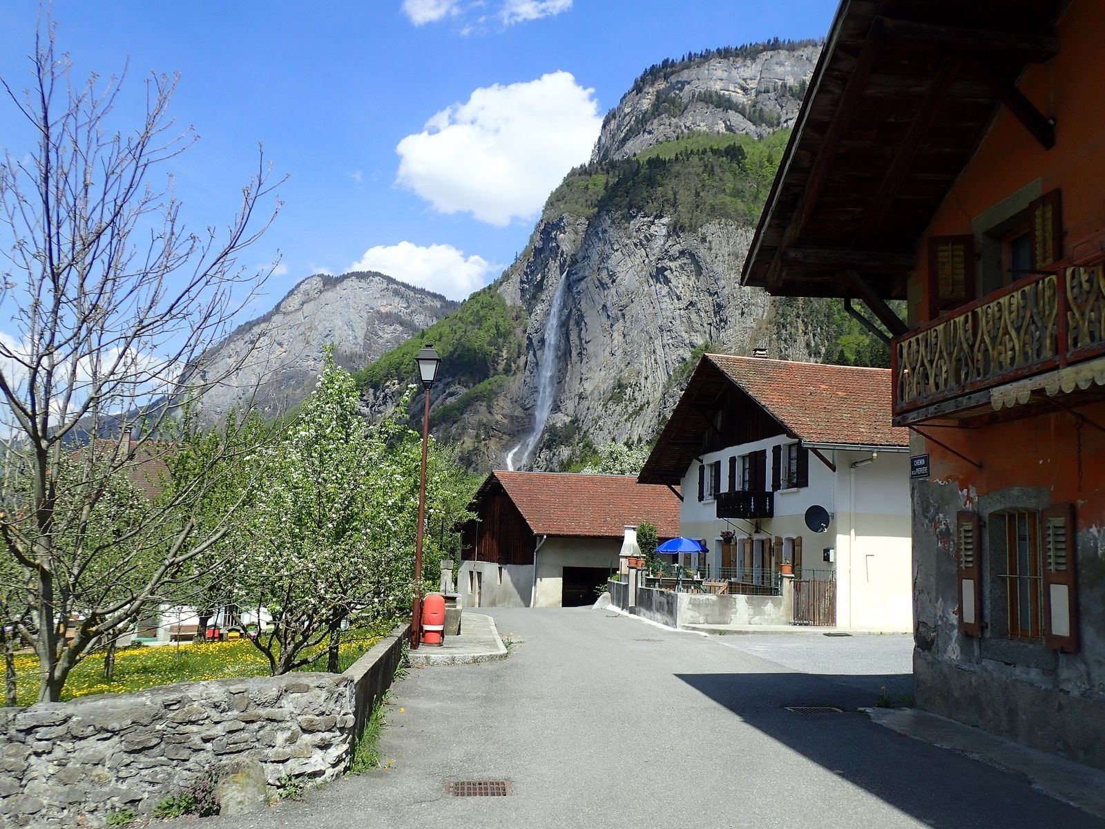 Cascade d'Arpenaz: Boucle par le Lac des Ilettes 2/2