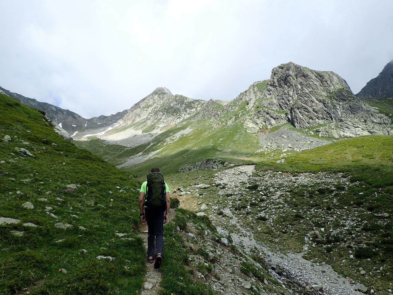 Rocher des Trois Doigts: Traversée des arêtes 1/3