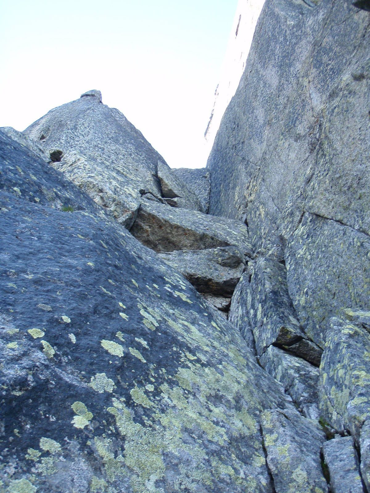 Aiguille de l'M : Arête nord nord-est 1/2