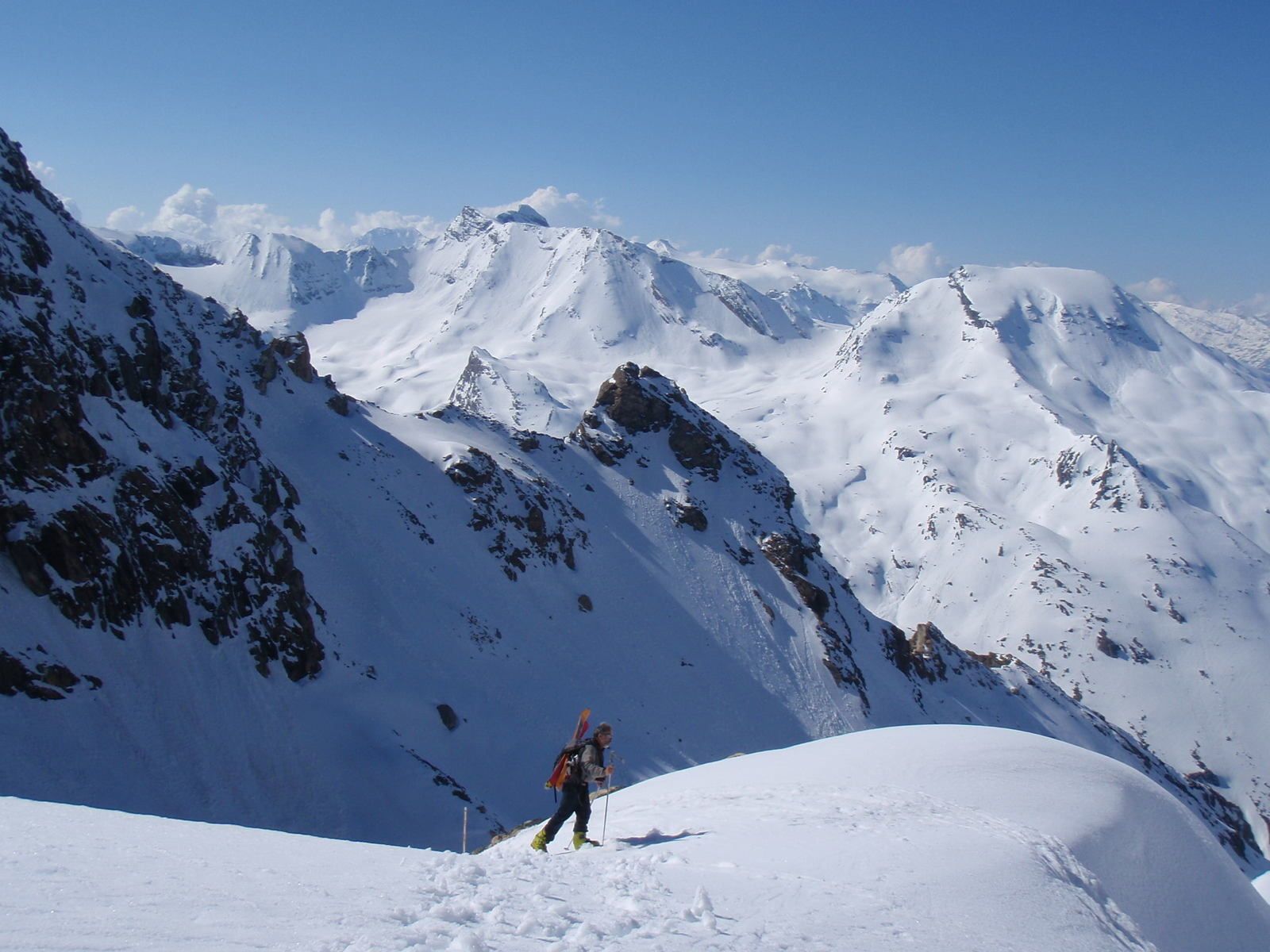 La Tsanteleina : Traversée Sud &gt; Nord 1/2