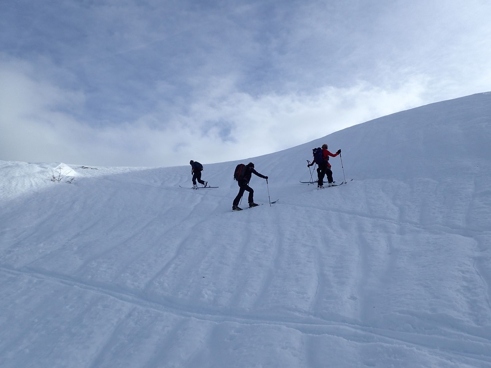 Montagne de Sulens : Depuis Plan Bois + tricotage 1/2