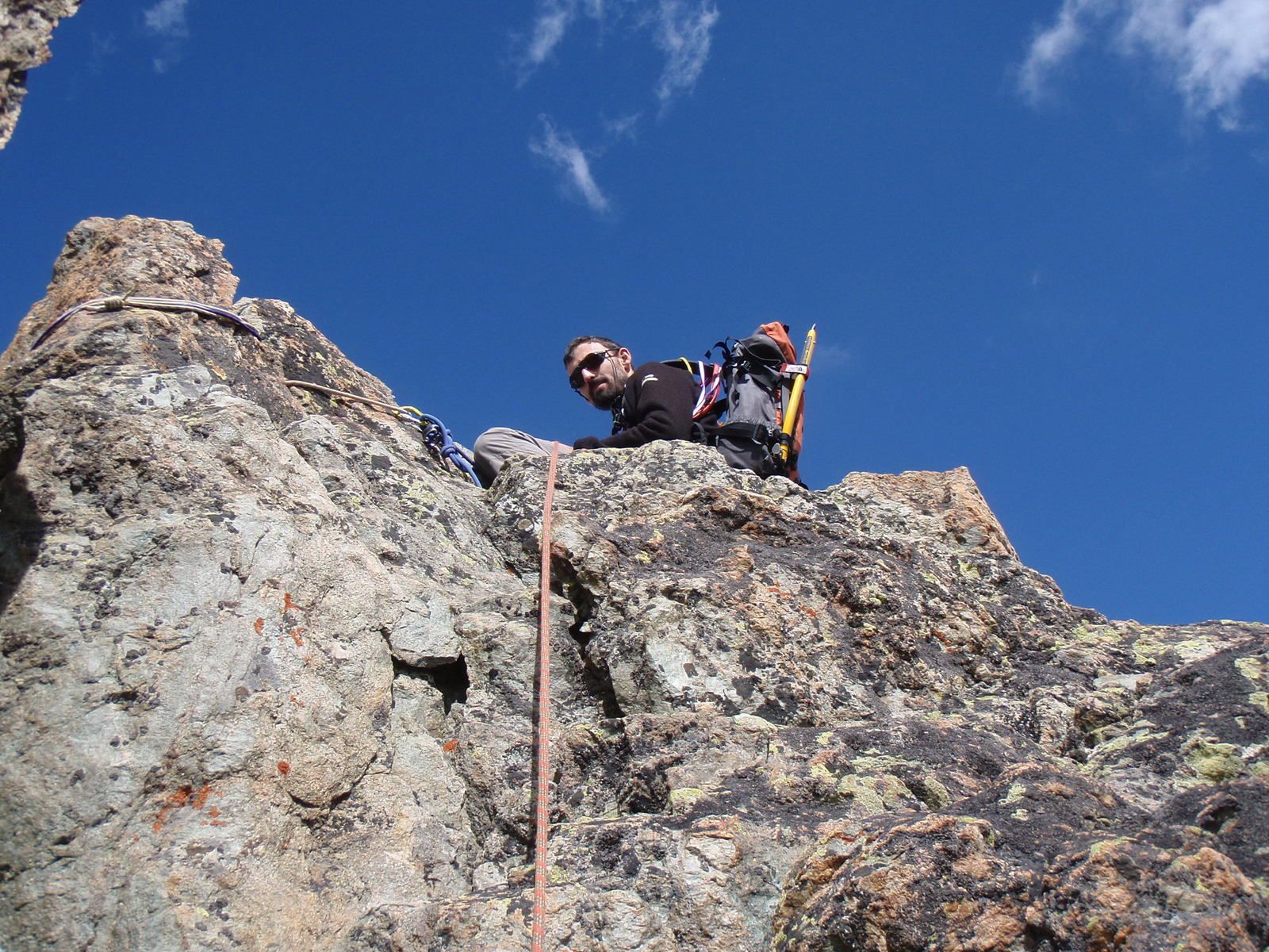 Pointe des Cinéastes : Voie du Vieux piton + traversée des arêtes 2/2