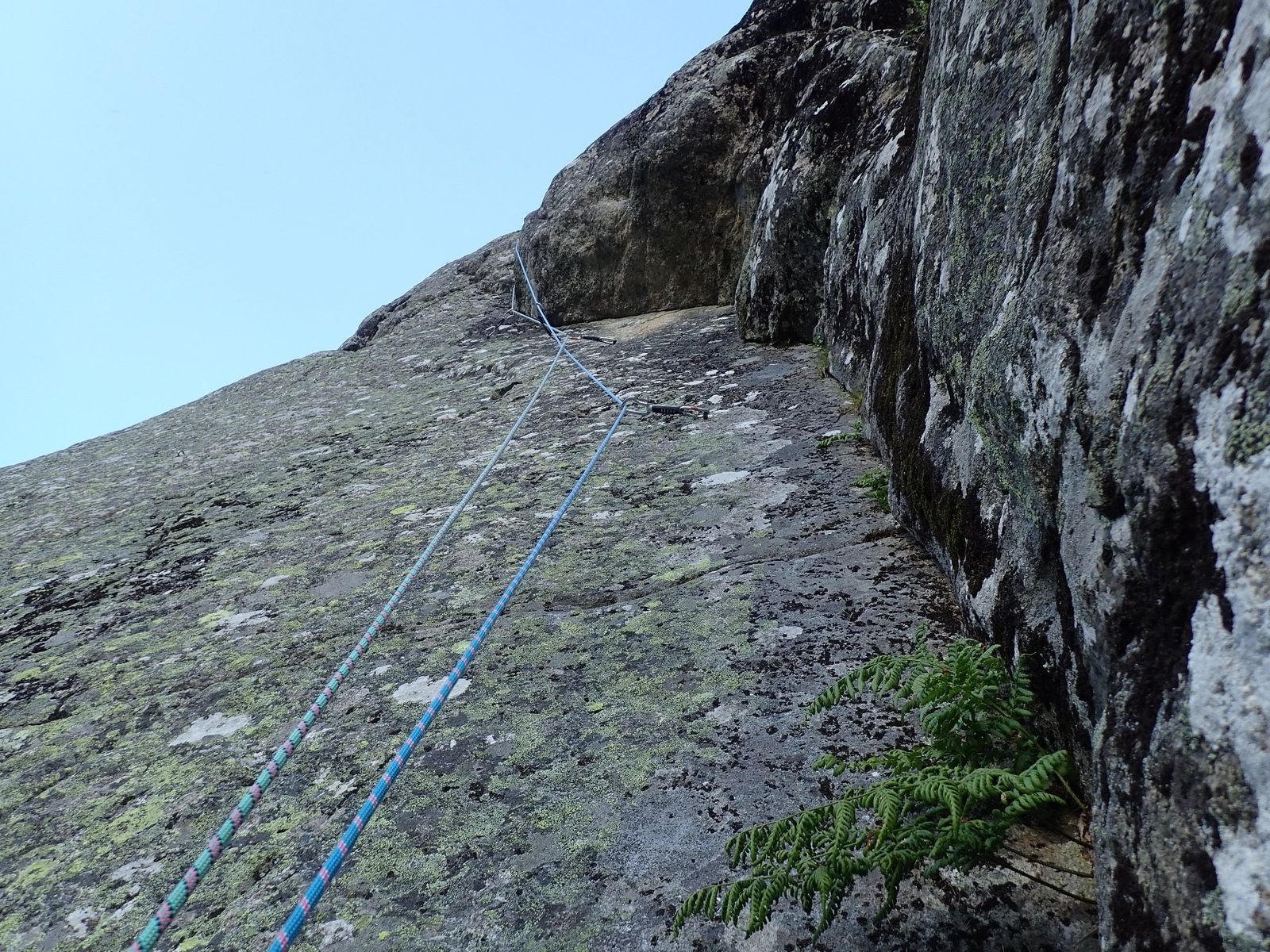 Dalle de Vallorcine : Le Dièdre de la Dernière Flèche