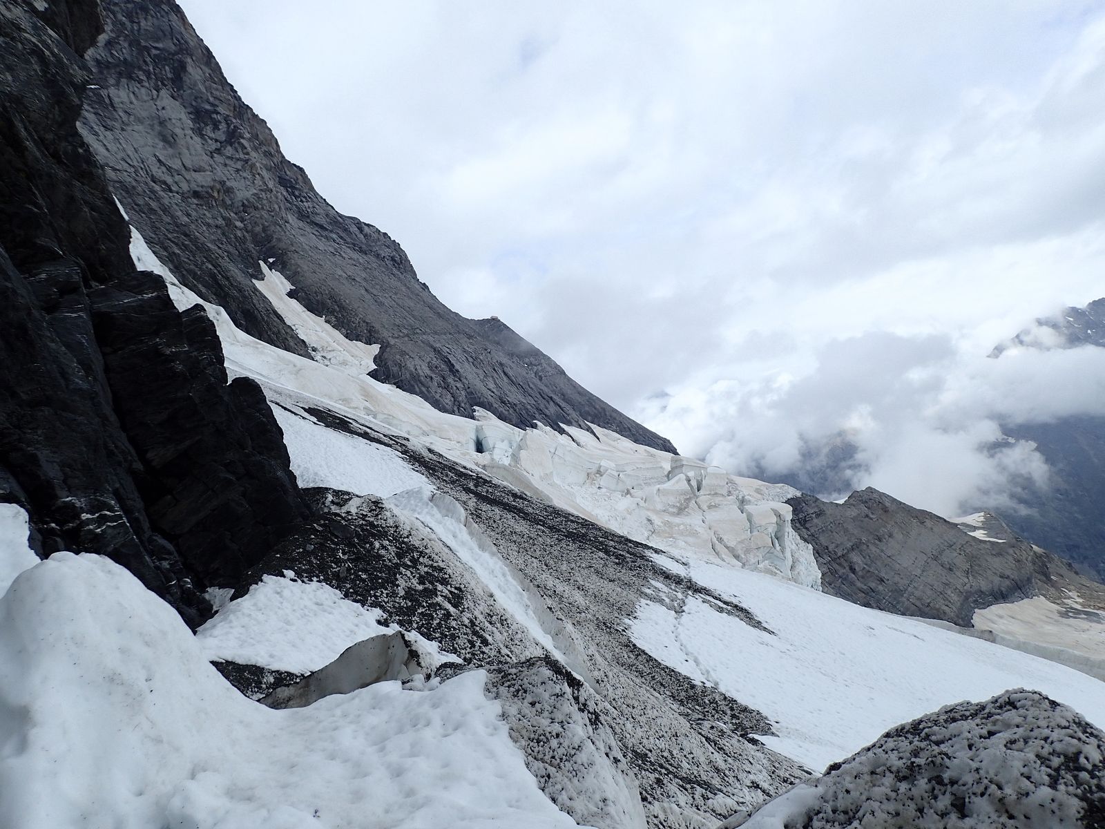 Mittellegihütte