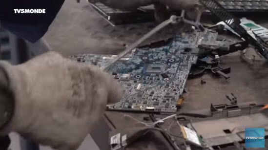 Déchets électroniques: le Nigeria dépotoir de l'Occident
