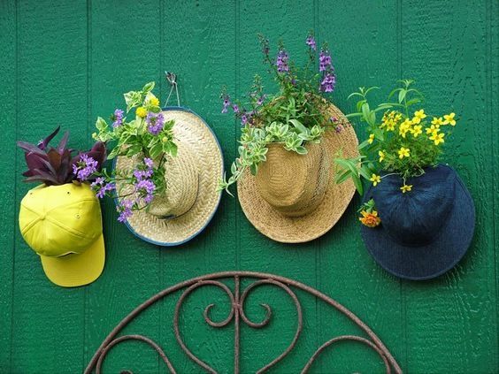 6 Pots de fleurs en objets recyclés