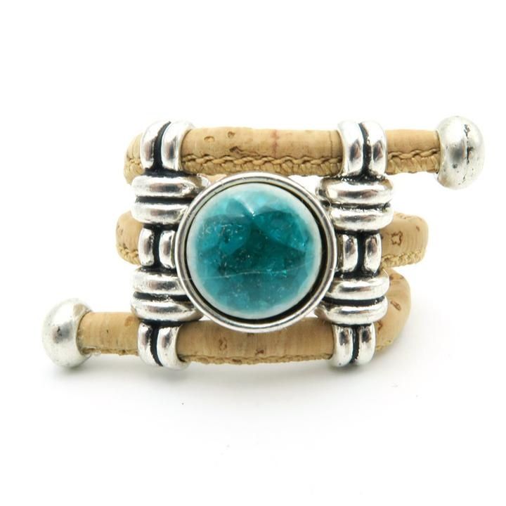 Une bague "Ceramic Antique" ajustable en liège