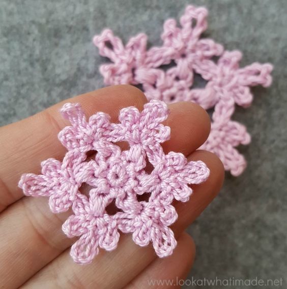 Patrons & modèles gratuits au crochet spécial Noël (7)