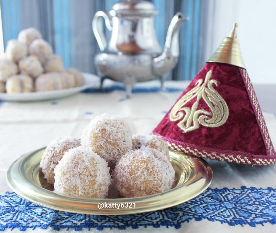 recette des Boules à la confiture et noix de coco 