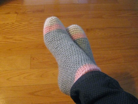 Patrons gratuits des chaussettes au crochet (2)