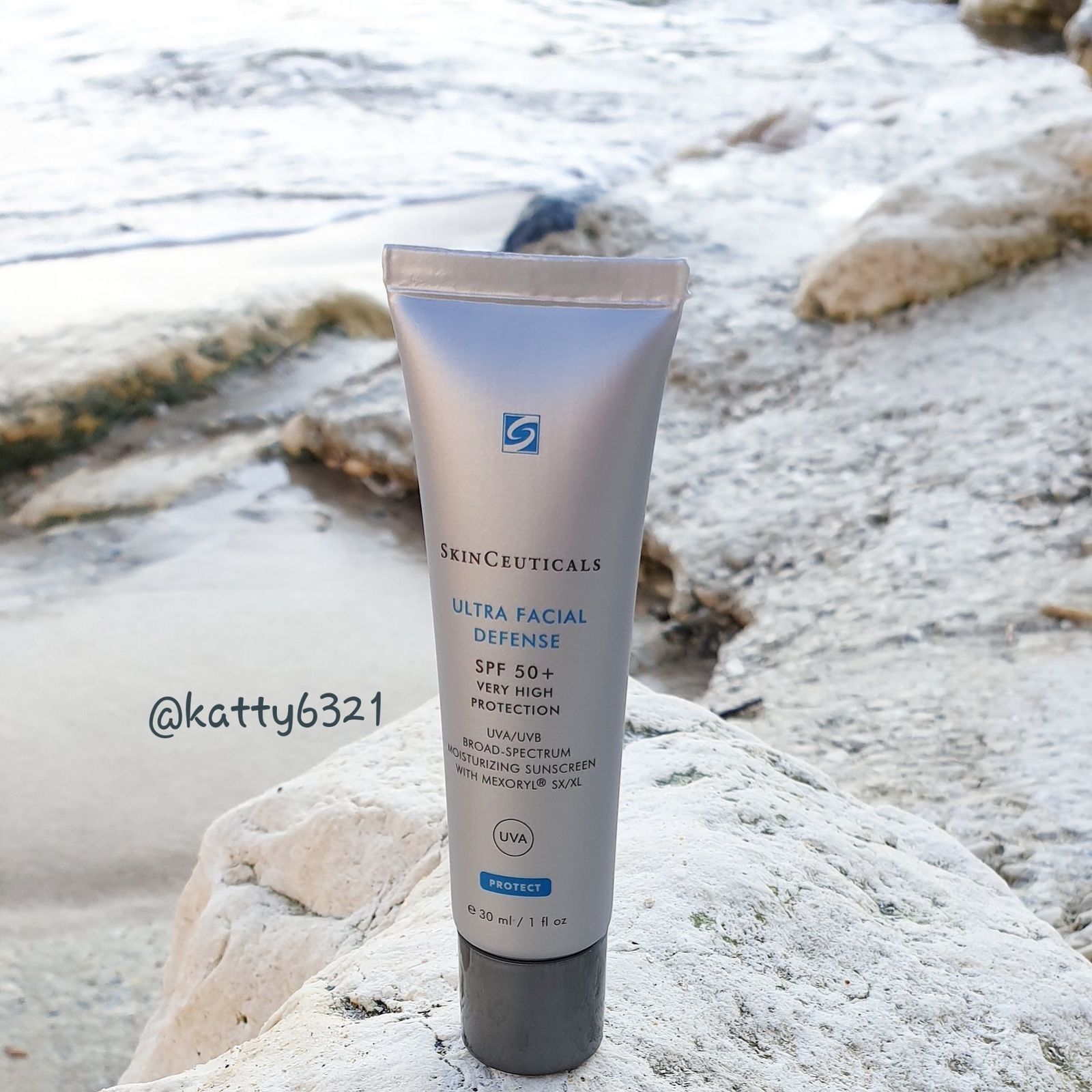 Test de l'ultra Facial Défense SPF 50+ SkinCeuticals