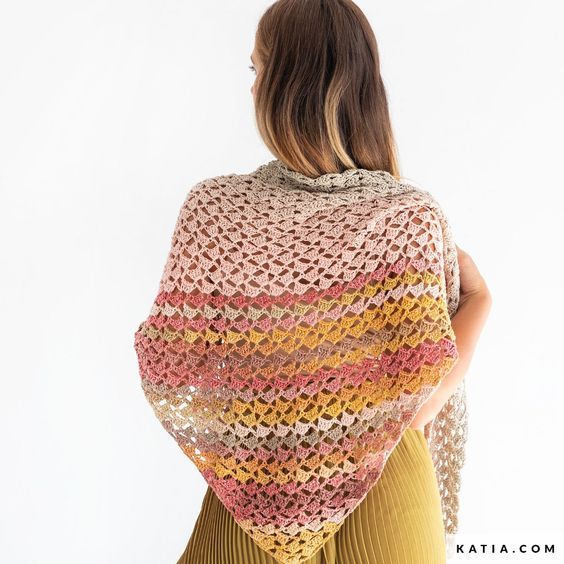 Patrons et modèles gratuits des châles au crochet
