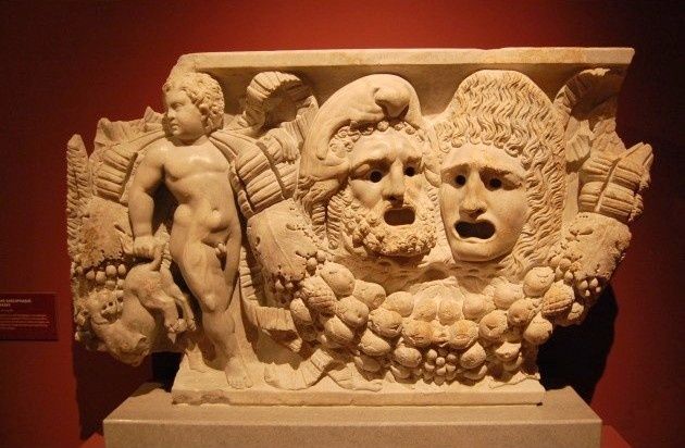 Les masques dans la tragédie grecque