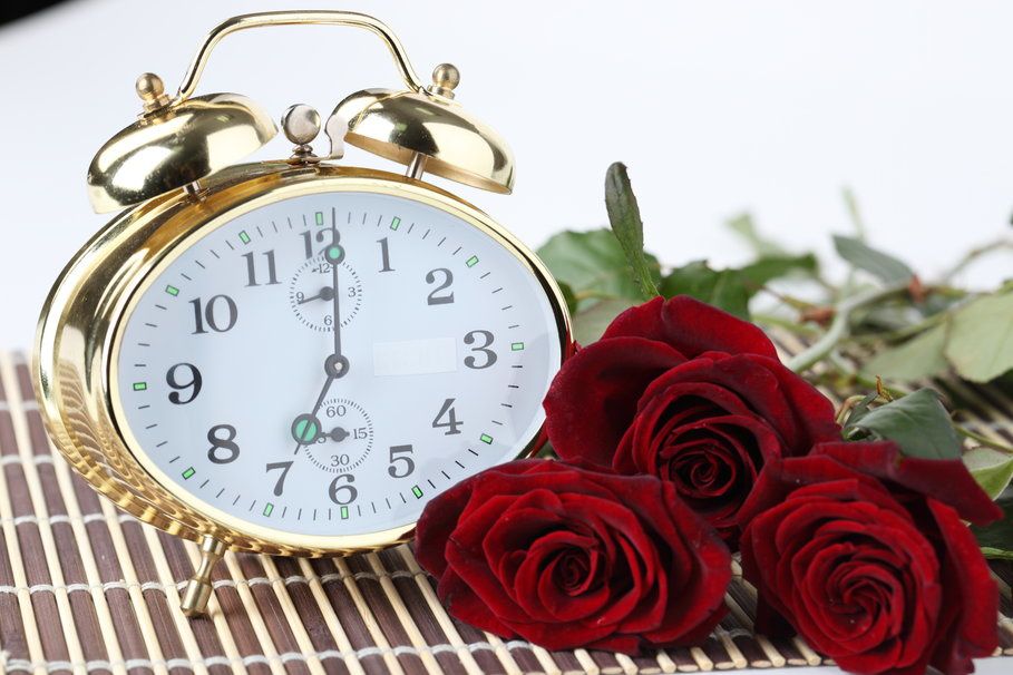 Bonjour - Réveil - Horloge - Rose rouge - Wallpapers