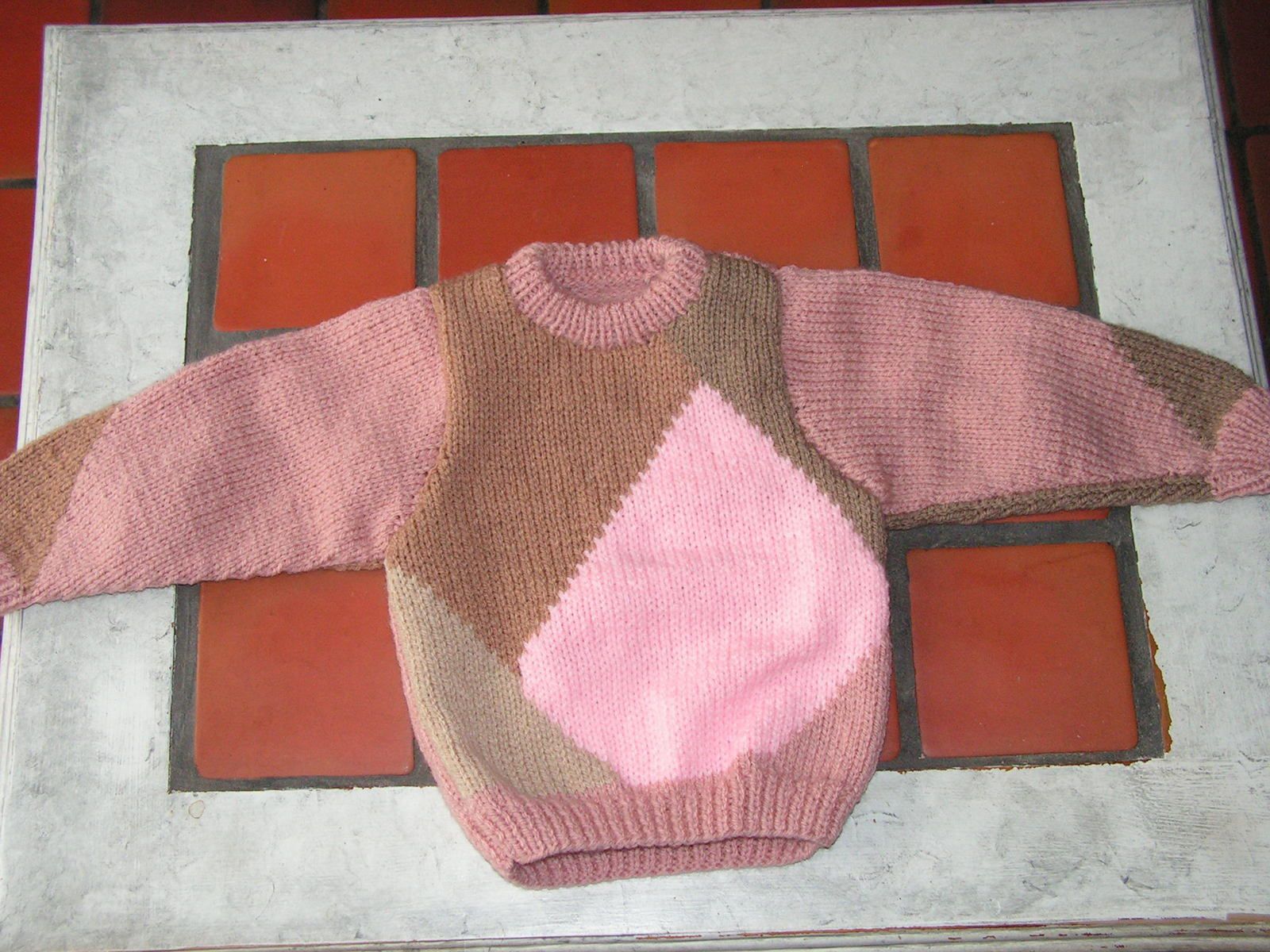 Pull pour Lydie en taille 2 ans 