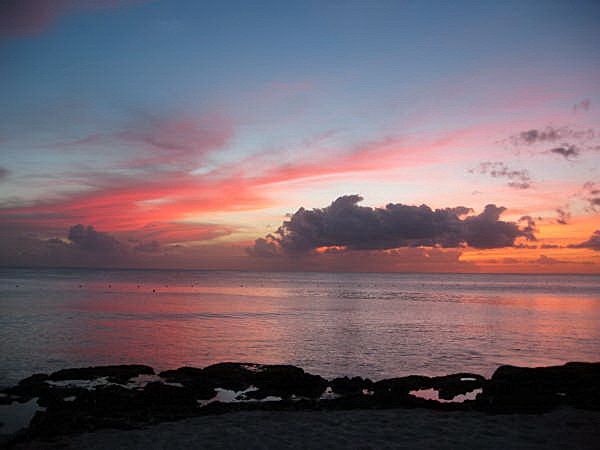 Bonjour, pour voir mes photos sur d'autres destinations, cliqez sur le lien ci-dessous