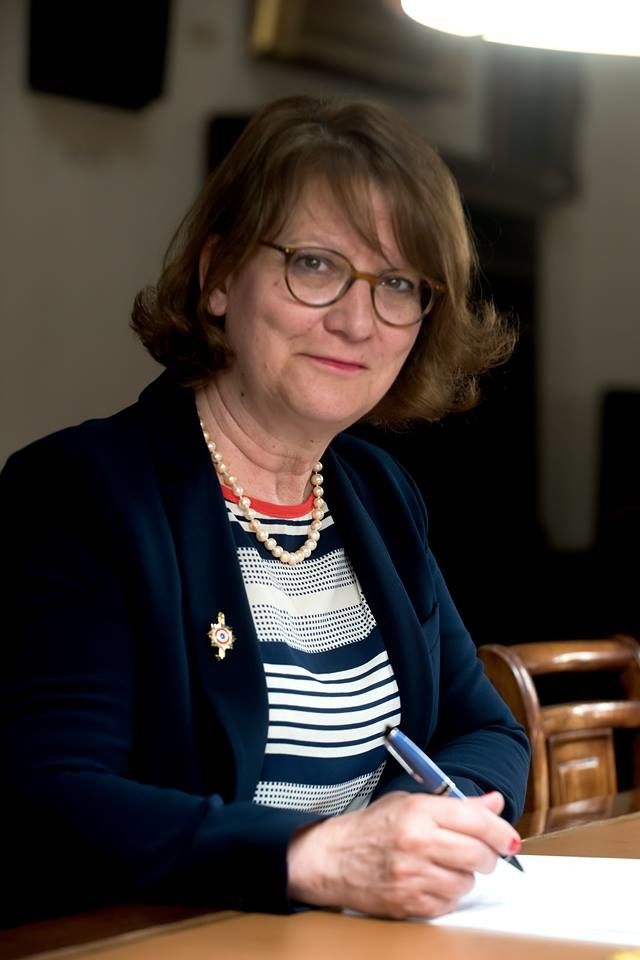 La députée Nadia Essayan dit tout sur l'hôpital de Vierzon, la CGT, le commerce, les municipales