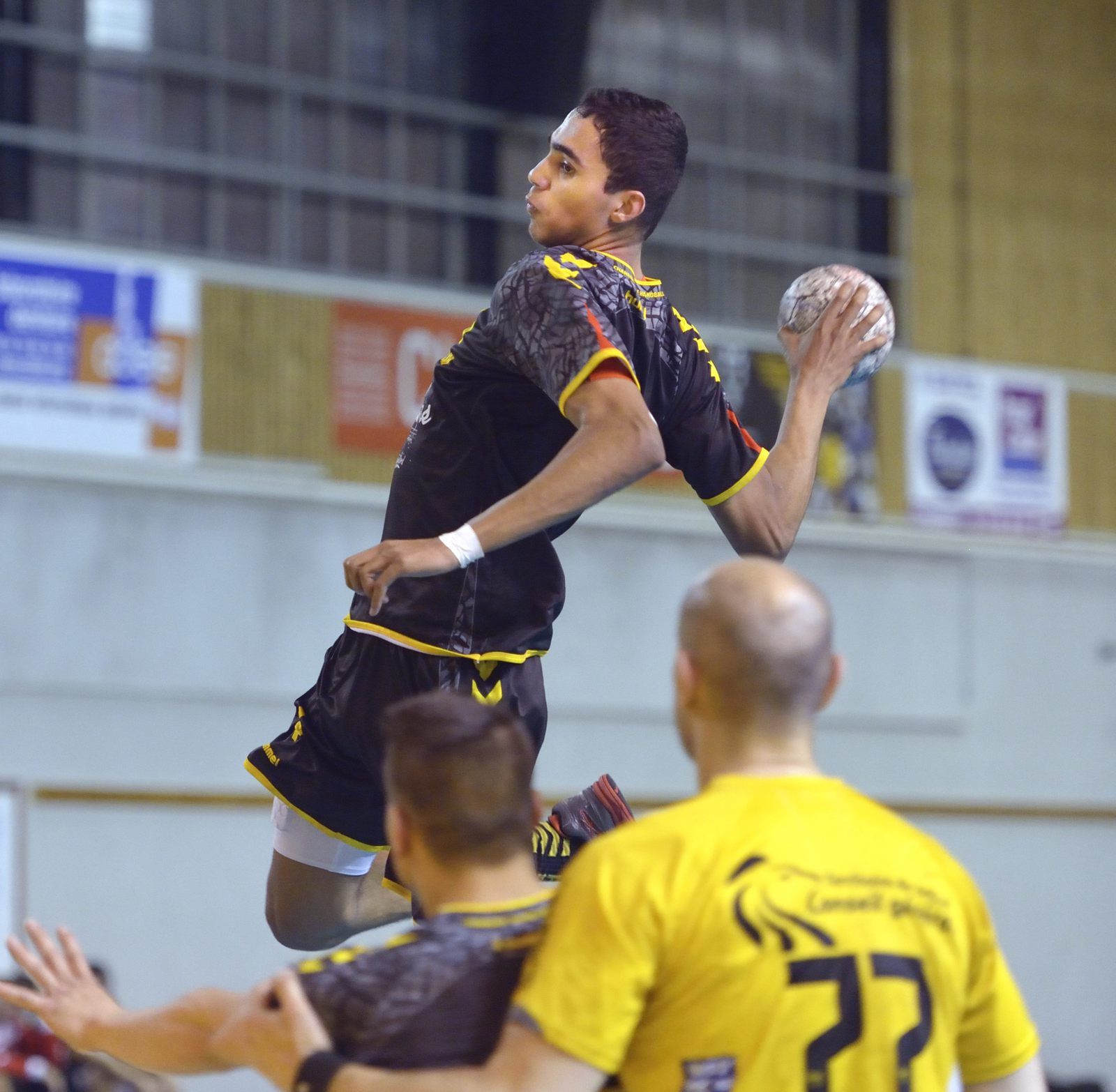 Kenny Fidji longuement blessé