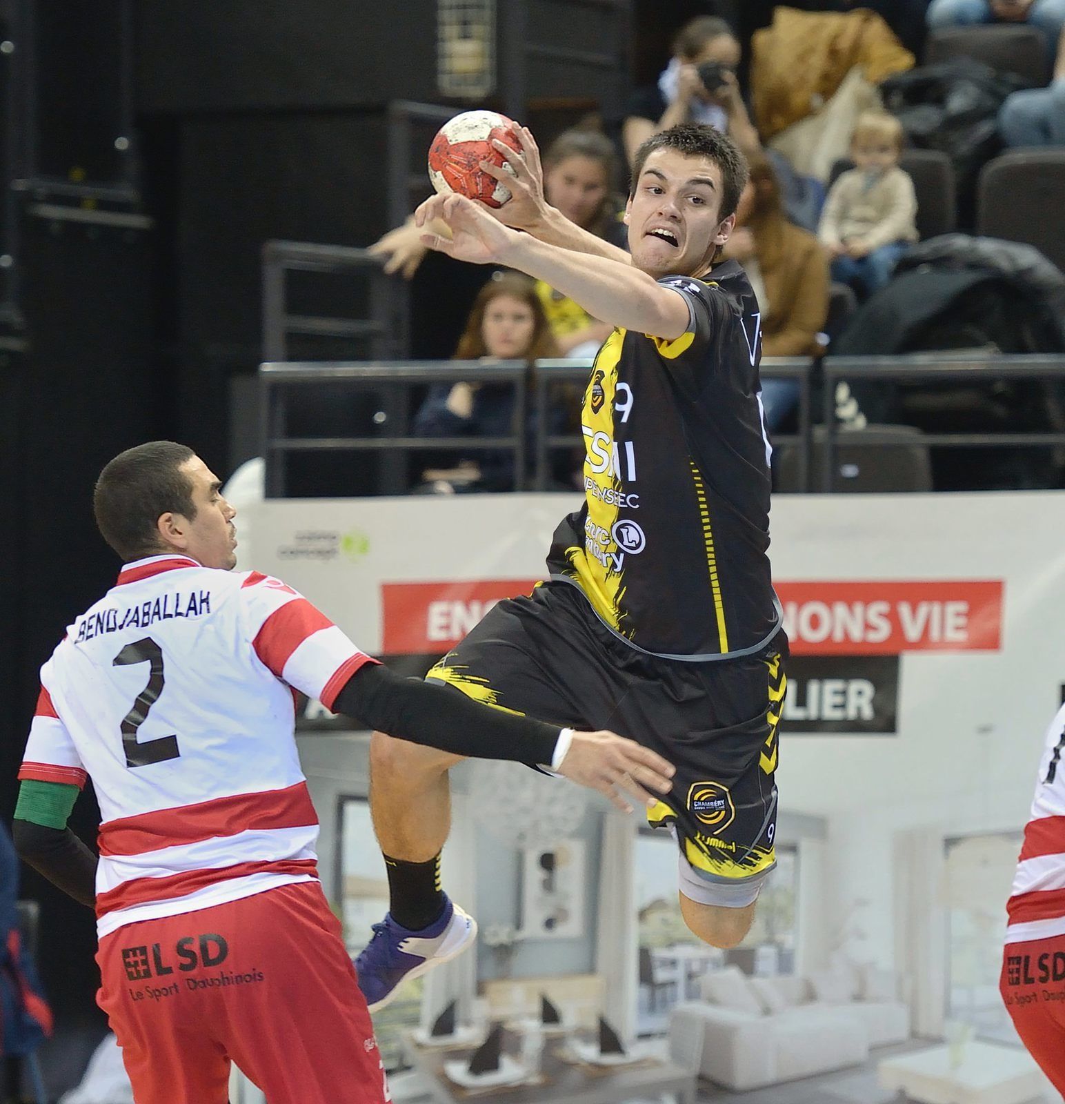 N1 : 5 JEUNES INTERNATIONAUX REJOIGNENT LA TEAM CHAMBÉ