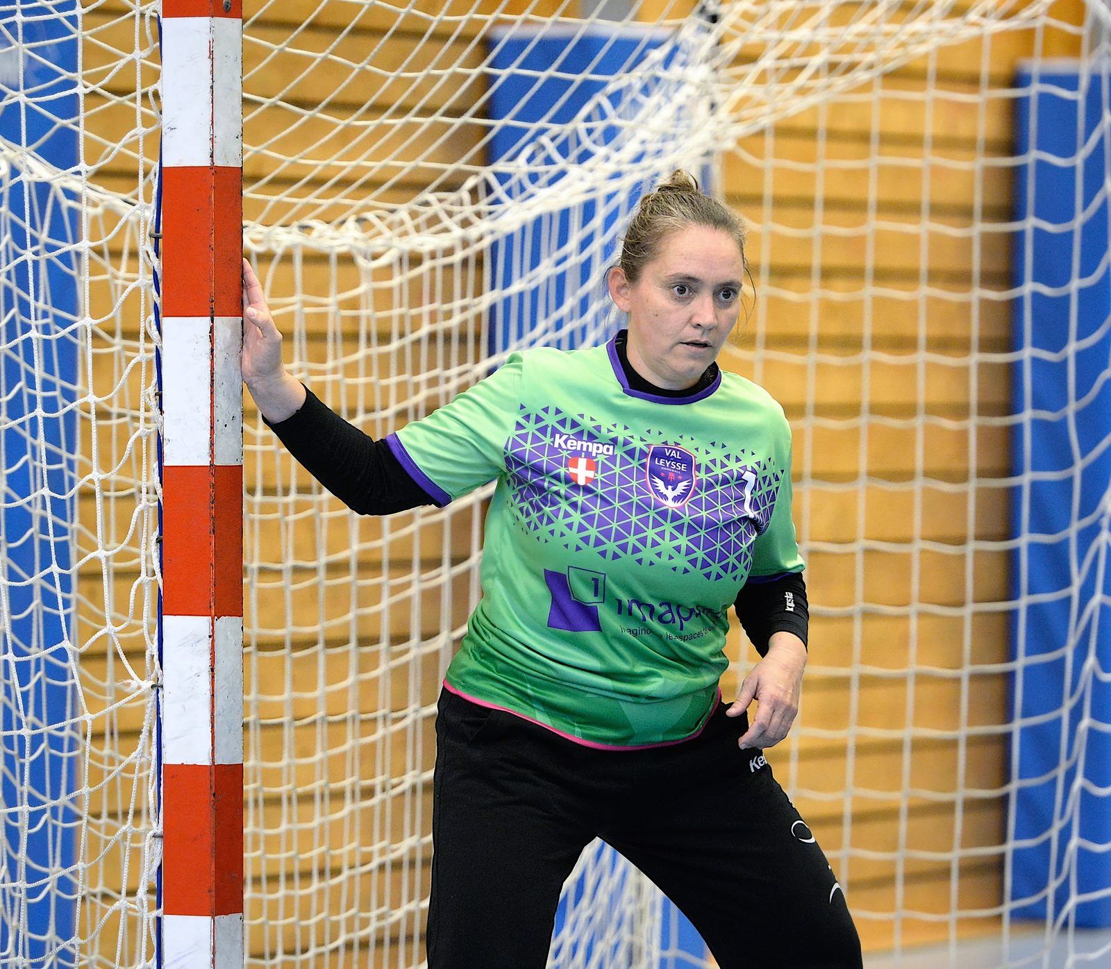 Buvez EVIAN et jouer CONTREX