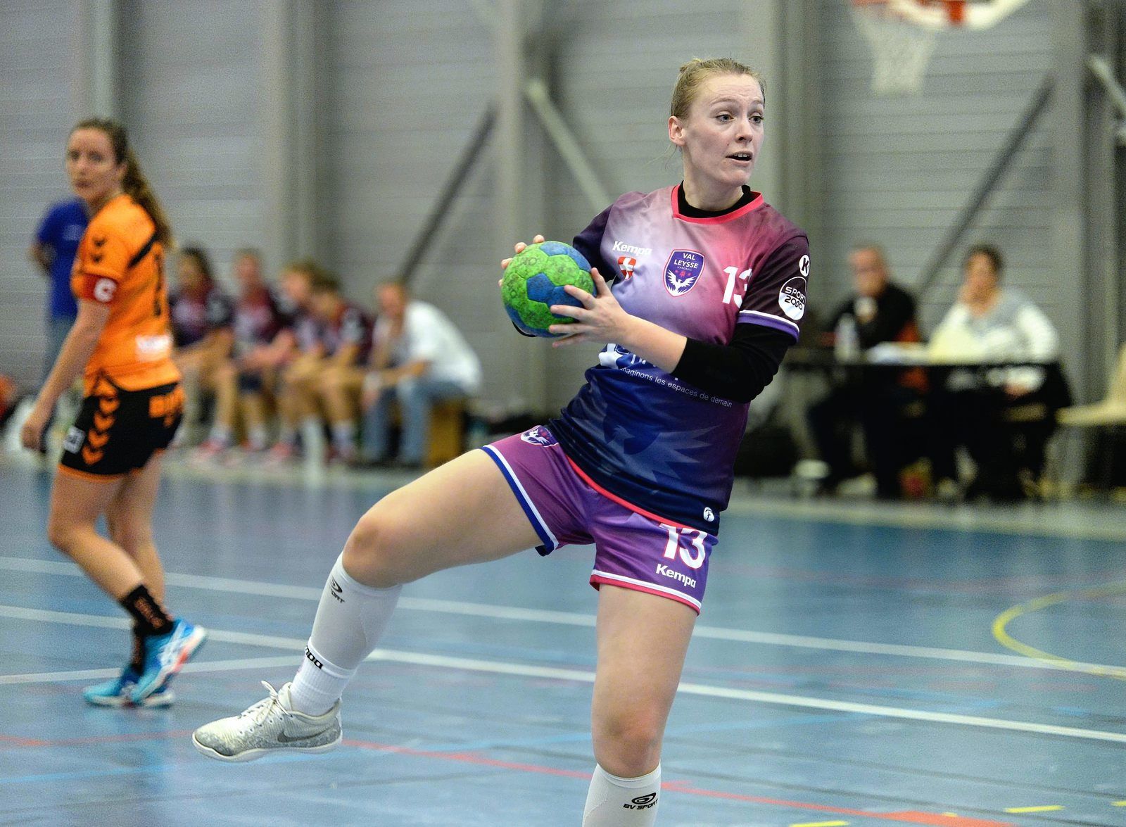 Buvez EVIAN et jouer CONTREX